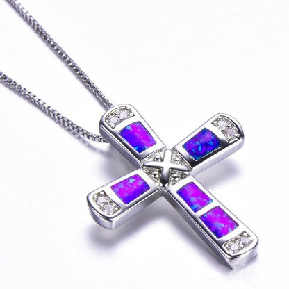 Cross pendant necklace