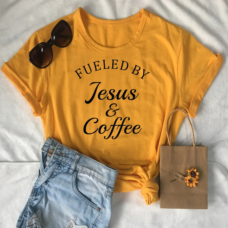 Aangedreven door Jezus en koffie-T-shirt