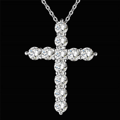 Cross pendant necklace