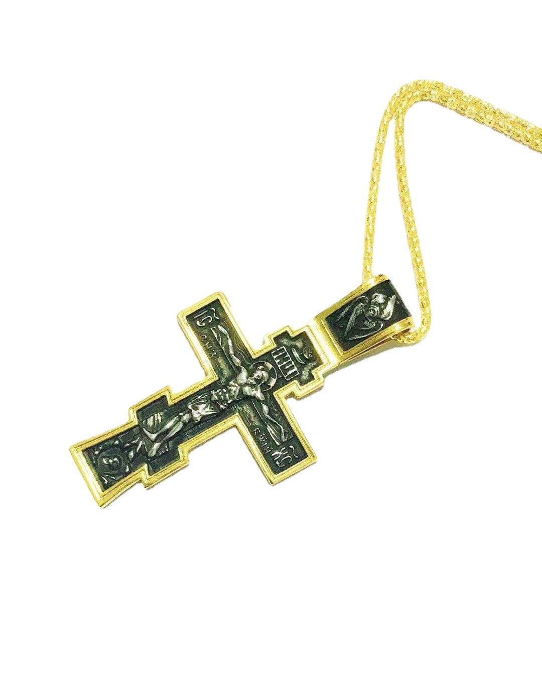 Halskette mit Jesus-Kreuz-Anhänger