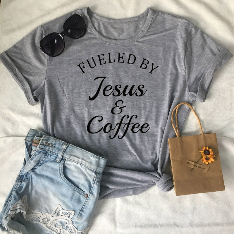 Aangedreven door Jezus en koffie-T-shirt