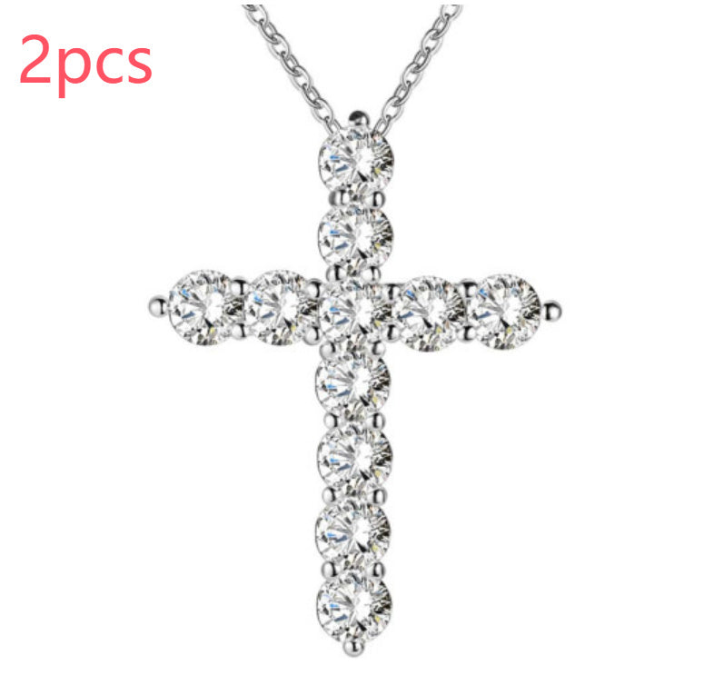 Cross pendant necklace