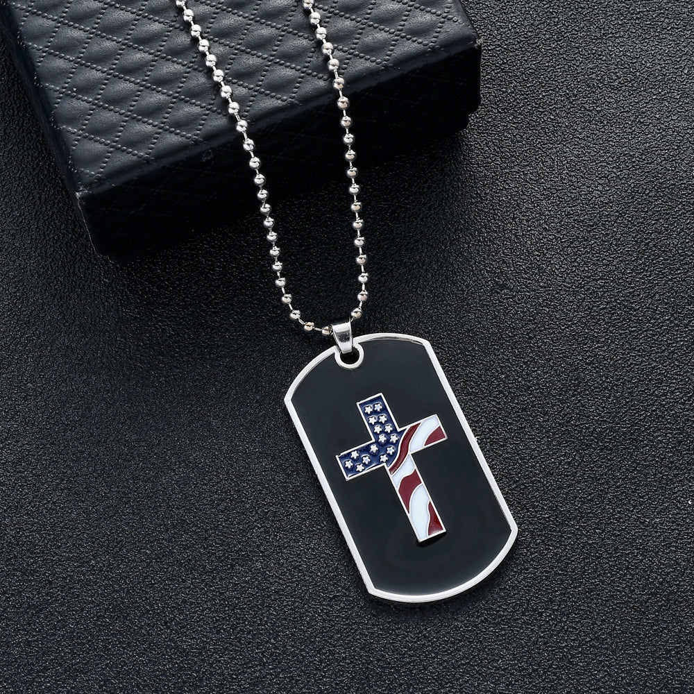 Cross pendant necklace