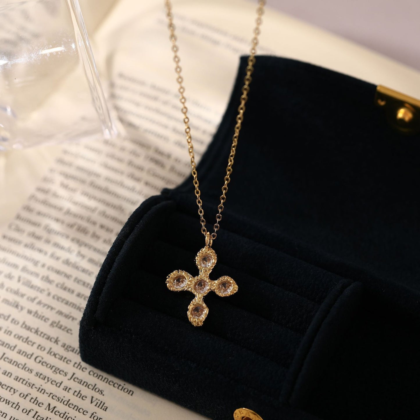 Cross Pendant Clavicle Necklace